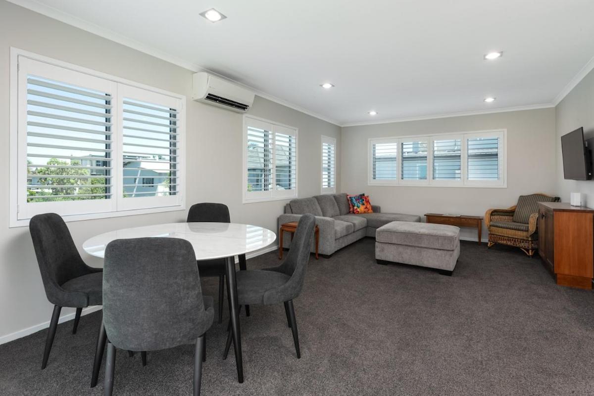 Modern Marine Parade Apartment Mount Maunganui Luaran gambar